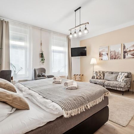 Roby-Erfurt Hbf-Nah, Balkon Apartment Exterior photo